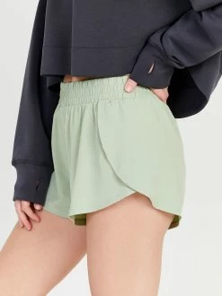 Courage Shorts -Pippa Shop 000866 BE40698 S22 SAGE 03
