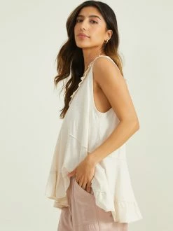 Alternative view of Lilla Ruffle Top